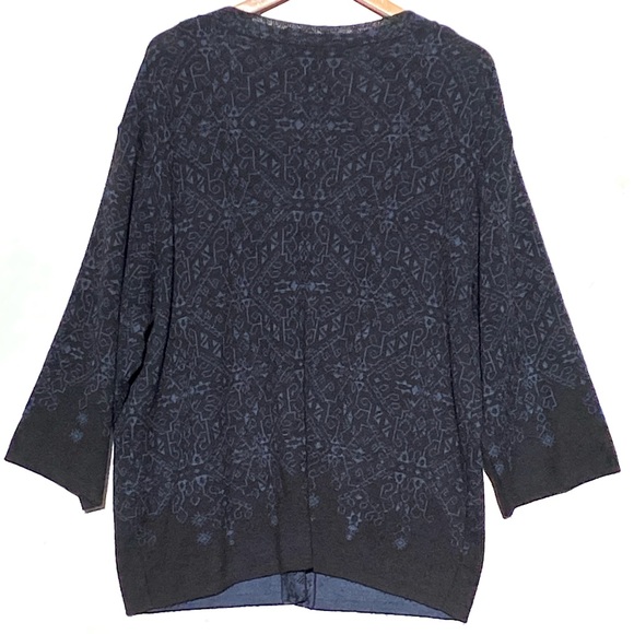 PERUVIAN CONNECTION Women’s Blue and Black Patterned Oversized Kimono Cardigan - Picture 4 of 5